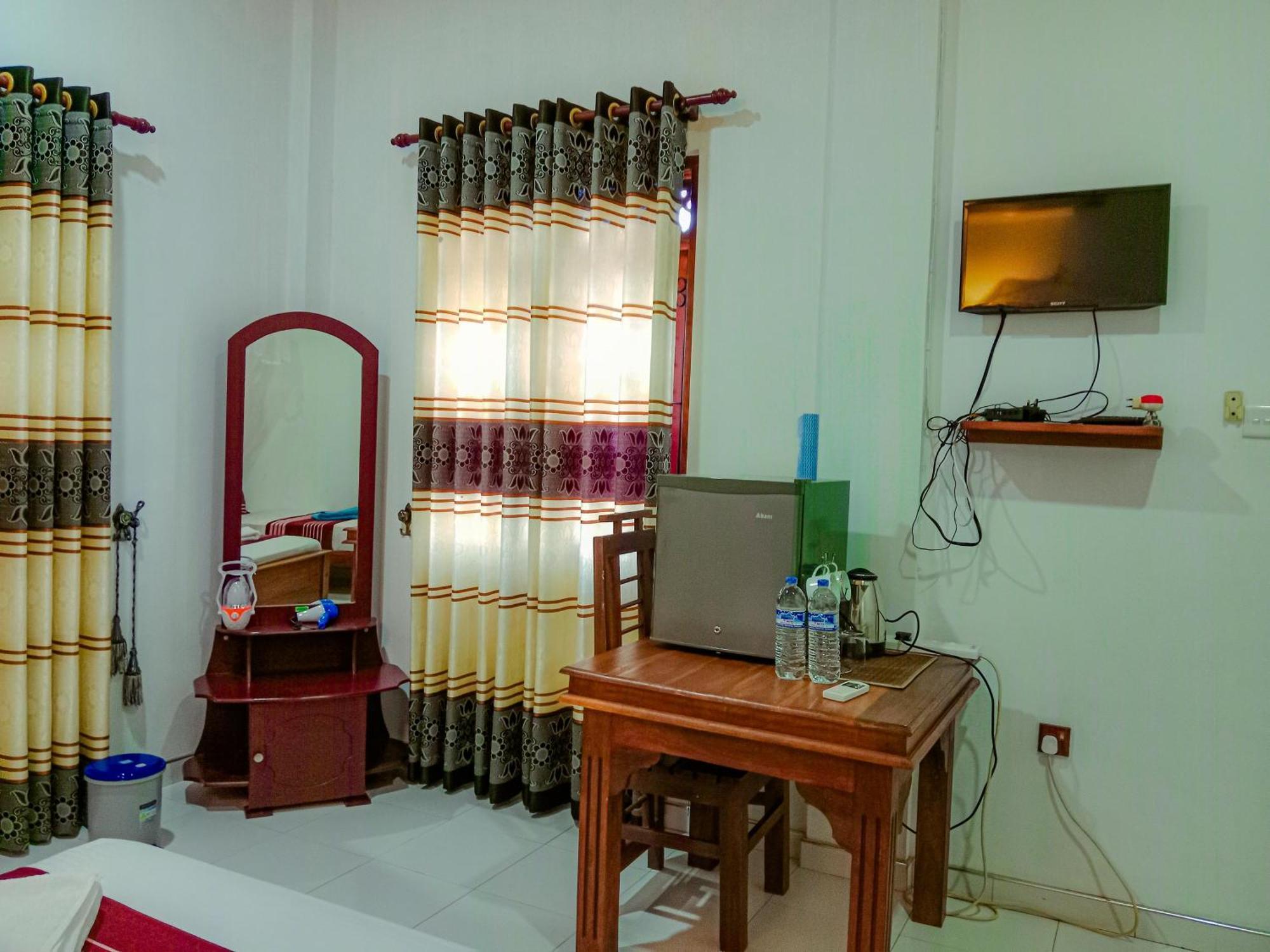 Sigiriya Peacock Homestay ภายนอก รูปภาพ