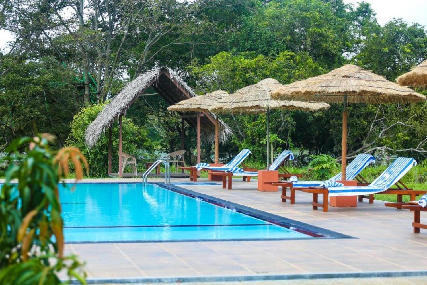 Sigiriya Peacock Homestay ภายนอก รูปภาพ
